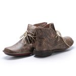 Bota New Exclusiva em Couro cor Café J.Gean 
