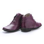 Bota New Exclusiva em Couro cor Uva J.Gean 