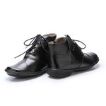 Bota Feminina Exclusiva em Couro Preto J.Gean.
