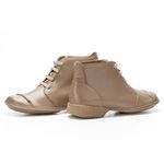 Bota Feminina Exclusiva em Couro Fendi J.Gean 