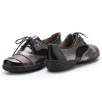 Sapatilha Vitore em Couro cor Preto J.Gean 