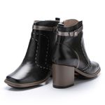 Bota New Pietra em Couro cor Preto J.Gean 