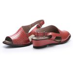 Sandália Susan Anabela em Couro cor Magenta J.Gean 