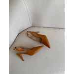 Scarpin Laís Caramelo