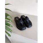 Chinelo Flat Form Tati Preto 