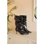 Bota Feminina Cano Médio Slouchy Preta Verniz 
