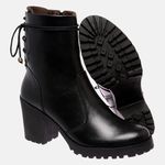 Bota Feminina Tratorada Mega Boots em Couro - Preto - 1427