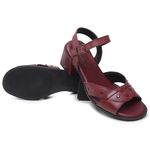 Sandália Feminina Napa Burgundy Com Detalhe Em Pedras Frontais