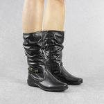 Bota Feminina Rasteira Couro Legítimo Com Detalhes Em Rugas