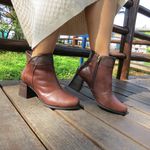 Bota Iris Cano Baixo Couro Legítimo