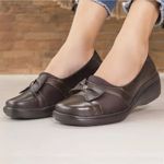 Sapatilha Feminina conforto couro legítimo cor café com Neoprene