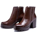 Bota feminina plataforma tratorada salto alto couro legítimo cor chocolate lisa