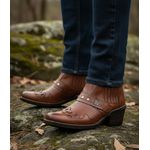 Bota Masculina country conforto couro legítimo cor whisky estilo texana com detalhes