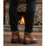 Bota Rasteira feminina cano curto couro legítimo cor havana confortável