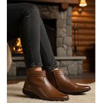 Bota Rasteira feminina cano curto couro legítimo cor havana confortável