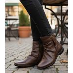 Bota Rasteira Pierrô cano curto couro legítimo enrugado cor chocolate