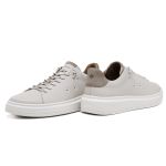 Tênis masculino em couro legítimo cor gelo super leve