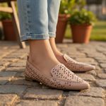 Sapatilha Mocassim feminina couro legítimo perfurada cor nude