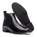 Bota Feminina em couro legítimo cor preta lisa