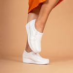 Mocassim feminino ortopédico com zíper couro legítimo cor branco
