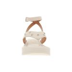 Sandália Papete Flatform Bege Clarinha Branca Tachas Vizzano