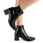 Bota Feminina de Bico Fivela Preta Mississipi Salto Bloco Grosso