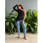 Blusa Nula Manga Assimétrica em Malha Ribana PRETO