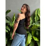 Blusa Nula Manga Assimétrica em Malha Ribana PRETO