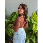 Cropped Anahi Manga Longa MARROM