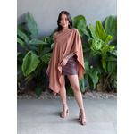 Shorts Saia Vick em Couro Fake MARROM CHOCOLATE