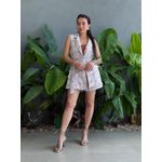 Conjunto Shorts e Colete em Tweed OFF WHITE COM VINHO 