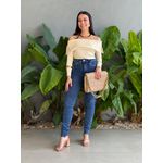 Blusa Amelie Manga Longa Decote Ombro a Ombro CREME
