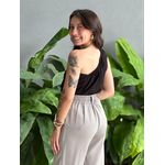 Blusa Nula Manga com Ferragem PRETO