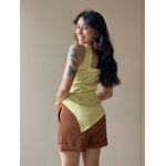 Blusa Peplum Assimétrica em Alfaiataria AMARELO MANTEIGA