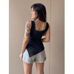 Blusa Peplum Assimétrica em Alfaiataria PRETO