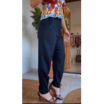 Calça Cenoura Detalhe Frente Preto