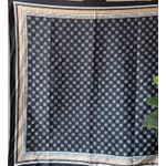 Lenço Estampado Preto