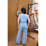 Blusa Maia em Crepe Seda Azul com Fivela Dourada | Modernidade e Sofisticação do P ao GG