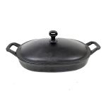 Assadeira Oval com Tampa de Ferro Fundido 35x24cm - Rig