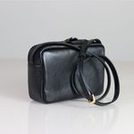 Bolsa Lizi Preto - Metal Ouro | Couro Legítimo
