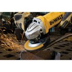 Esmerilhadeira Angular 5 Pol 1200W 220V DWE4212-B2 - Dewalt