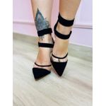 Scarpin Preto com Detalhe em Vinil 