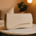 Bolsa Feminina Baguete Off White
