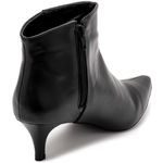 Bota Feminina Cano Curto Bico Fino Napa Preta