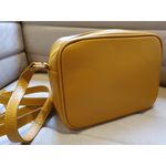 BOLSA BASICA PARA O DIA A DIA Couro Legítimo