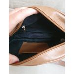 BOLSA COM REPARTIÇÃO EXTERNA Couro Legítimo