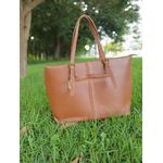 Bolsa grande estruturada 