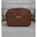 Bolsa casual com detalhe na frente
