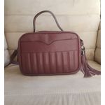 BOLSA ESTRUTURADA COM MATELASSÊ NA VERTICAL Couro Legítimo
