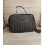 BOLSA ESTRUTURADA COM MATELASSÊ NA VERTICAL Couro Legítimo
